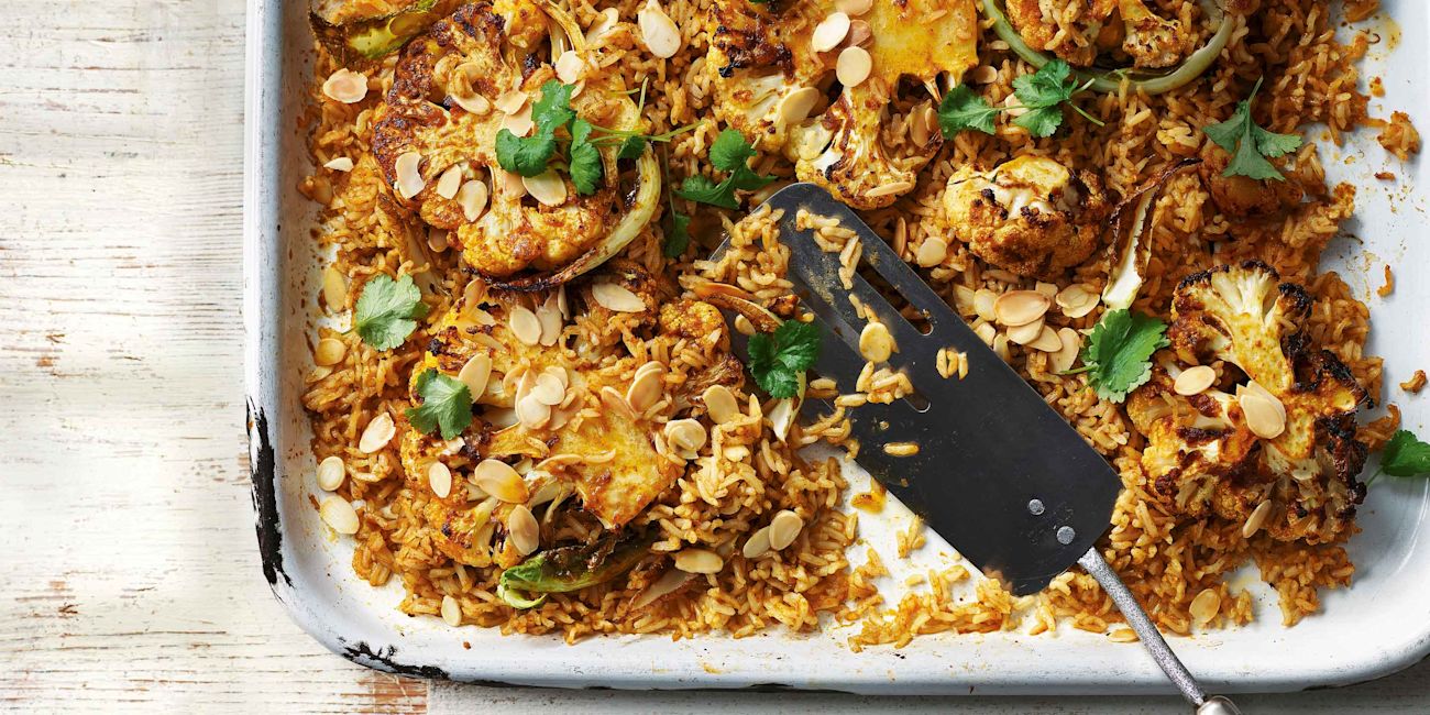 Cauliflower pilaf traybake Cauliflower pilaf traybake