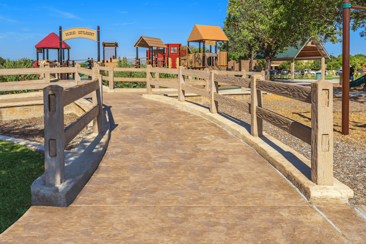 precast-concrete-rail-fence-playground-superior-concrete-products