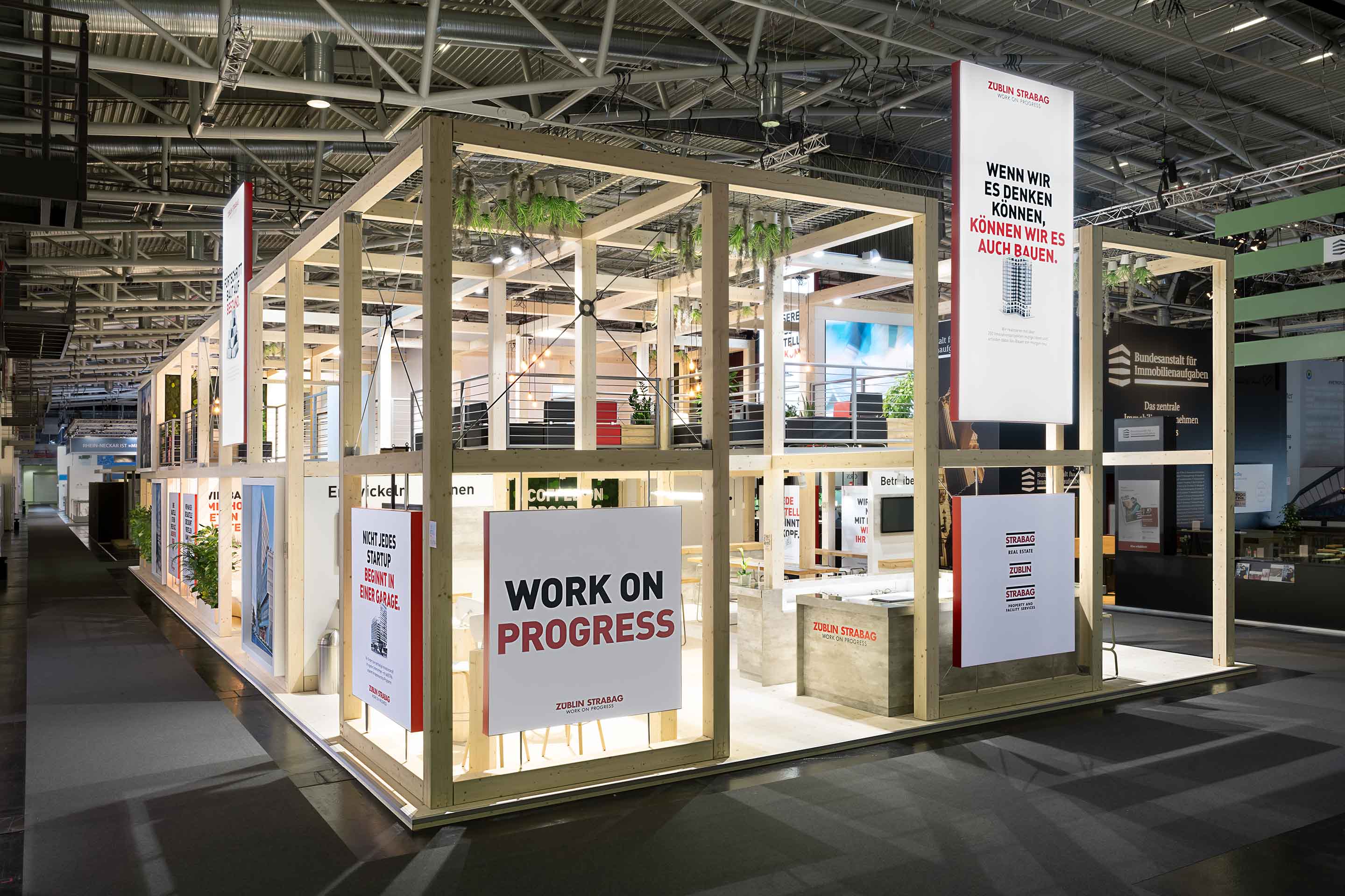 Foto: Der neue Messestand von STRABAG Real Estate bei der Expo Real 2023