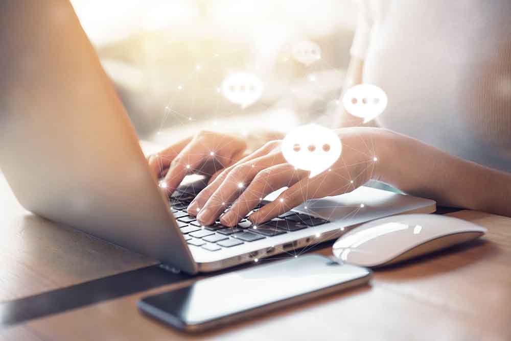 Benefits of Live Chats