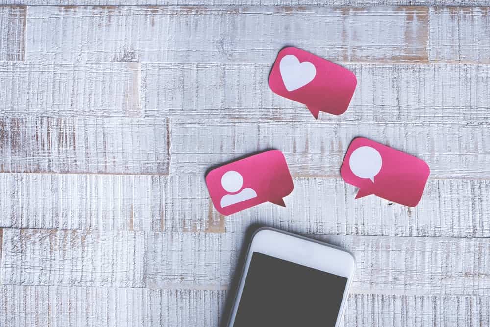 Valentine day shopping promotion