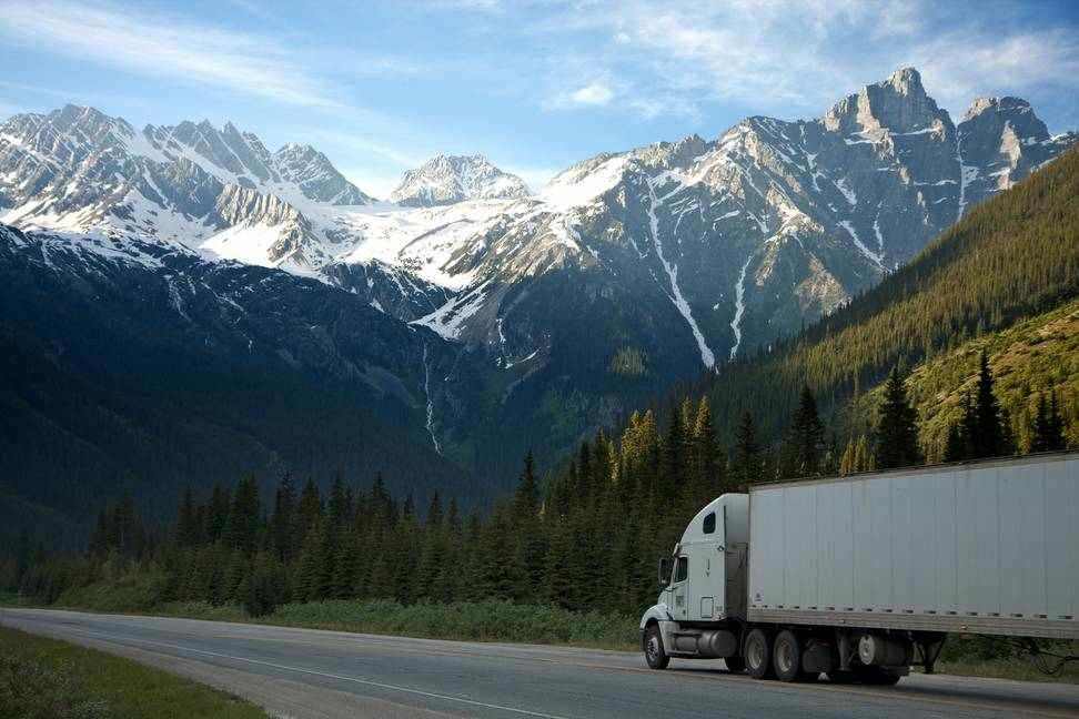 Winter weather driving tips for truckers