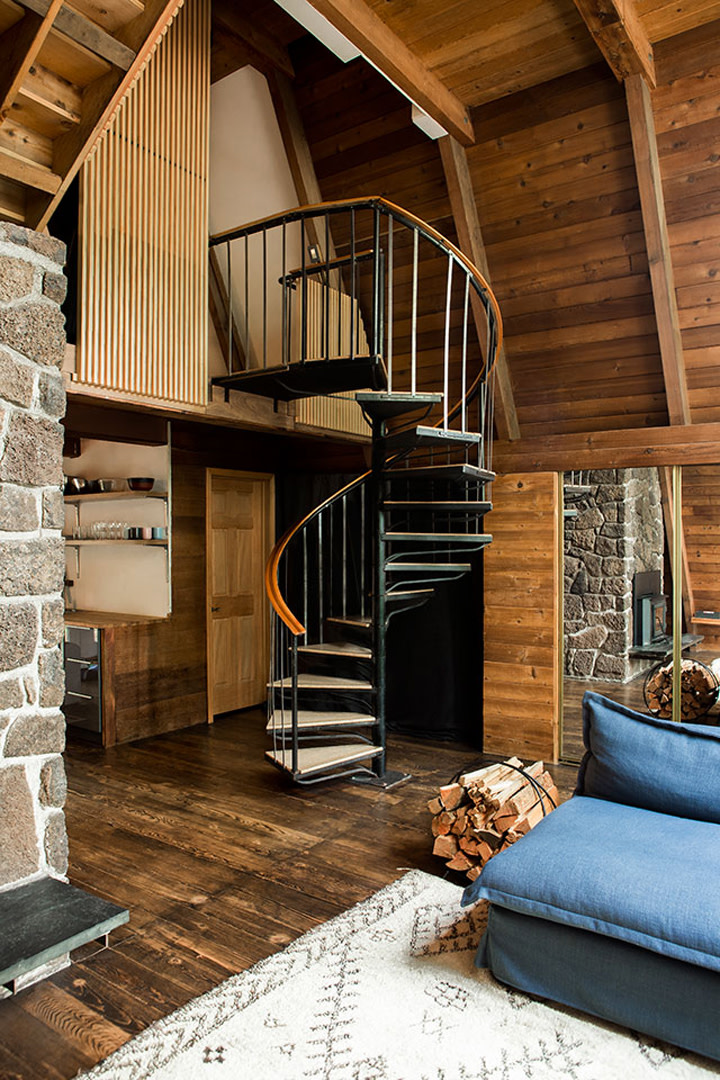 rentals-aframe-oregon-rancho-relaxo-interior