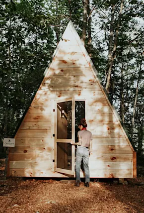 8 Unique Cabin Getaways on Airbnb in Southern Maine