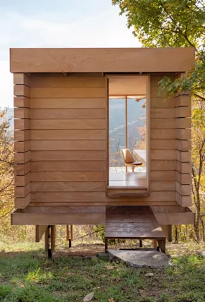 Italy's Off-Grid Hermitage Cabin Is a Prefab Made to be Moved