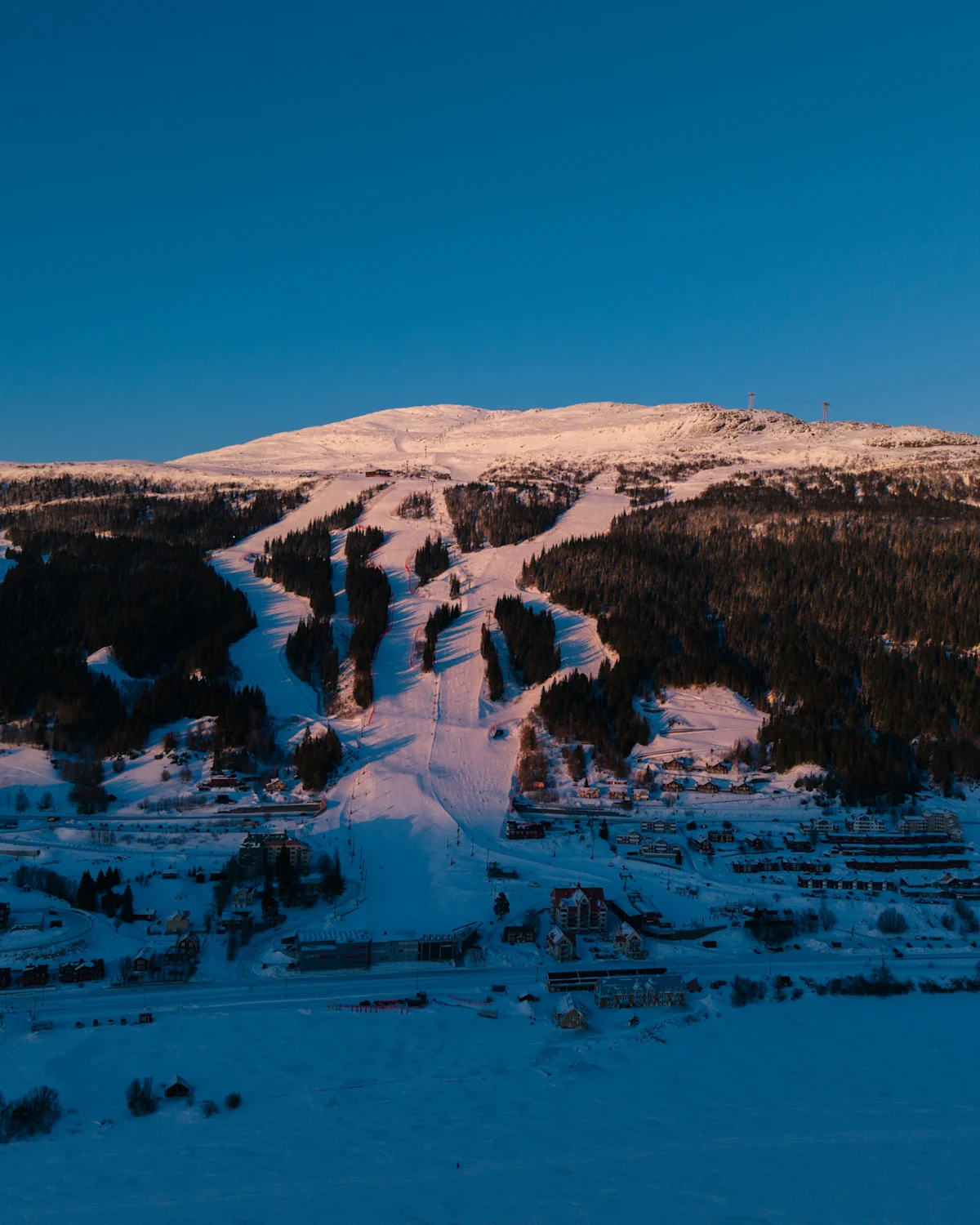 are-tourism-Emrik-Jansson-winter