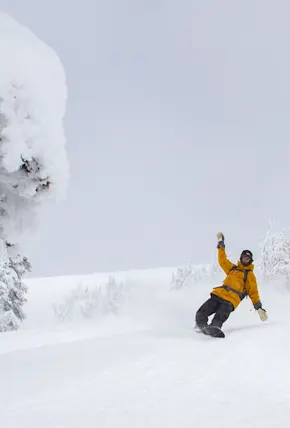 What Is Splitboarding and How Does the New FJELL MT1542S Ride?