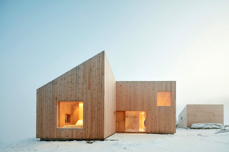 This Modest Wood Cabin Outside Oslo Is a Minimalist's Dream