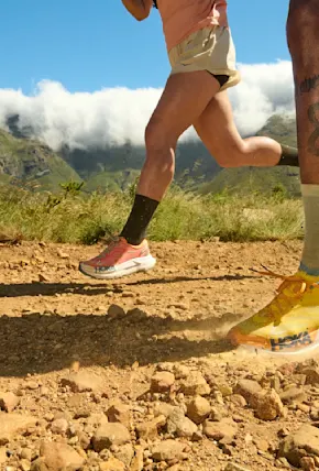 Do Carbon Plates Belong in Trail-Running Shoes? Here's What the Experts Say