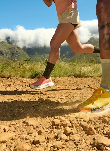 Do Carbon Plates Belong in Trail-Running Shoes? Here's What the Experts Say