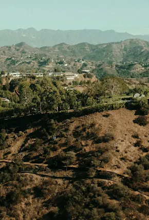 The 7 Best Hikes in Los Angeles, According to a Local