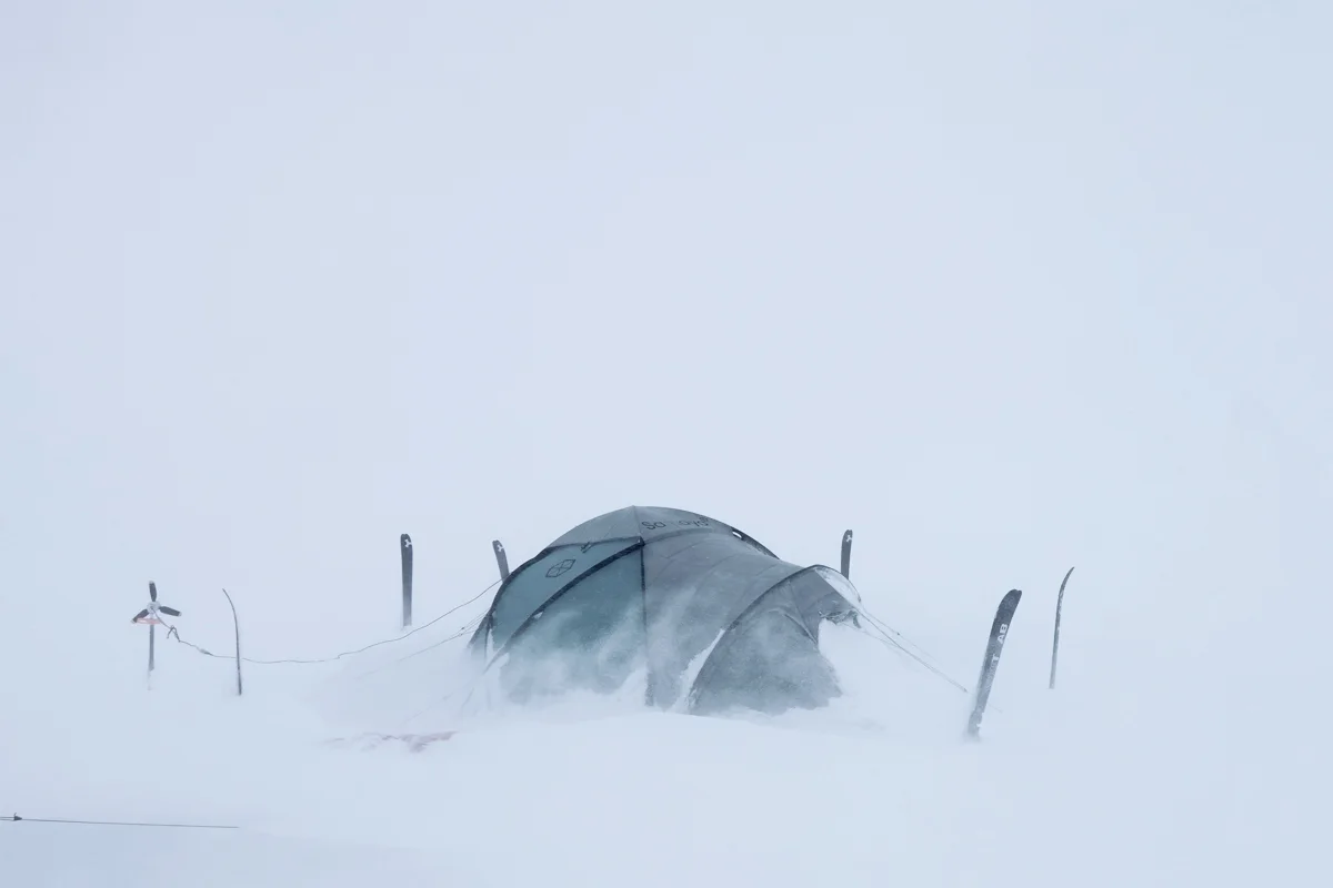 samaya-tent-blizzard