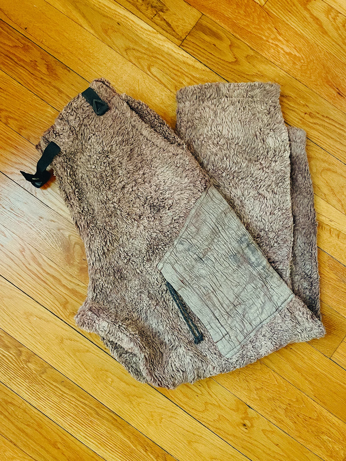 leon-hedgepeth-fleece-pants-earth-studies