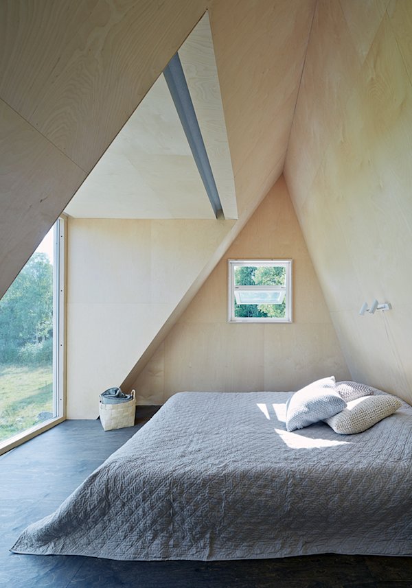Leo-Qvarsebo-Summer-House-Fieldmag-9