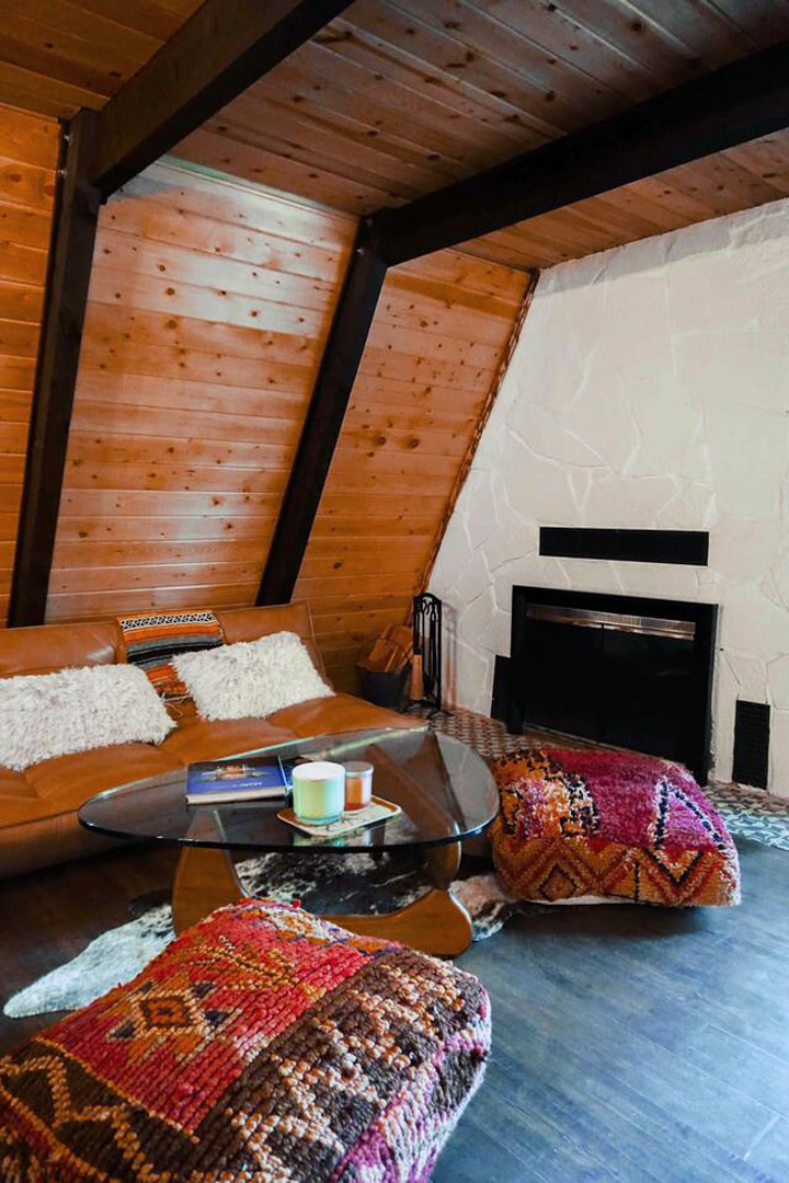 rentals-aframe-idaho-interior