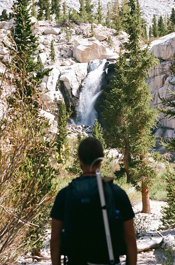 D-Nieves-Mt-Whitney-Fieldmag-14