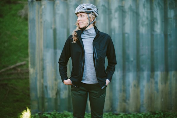 Women's Commuter Jacket + Turtle Neck + Pants