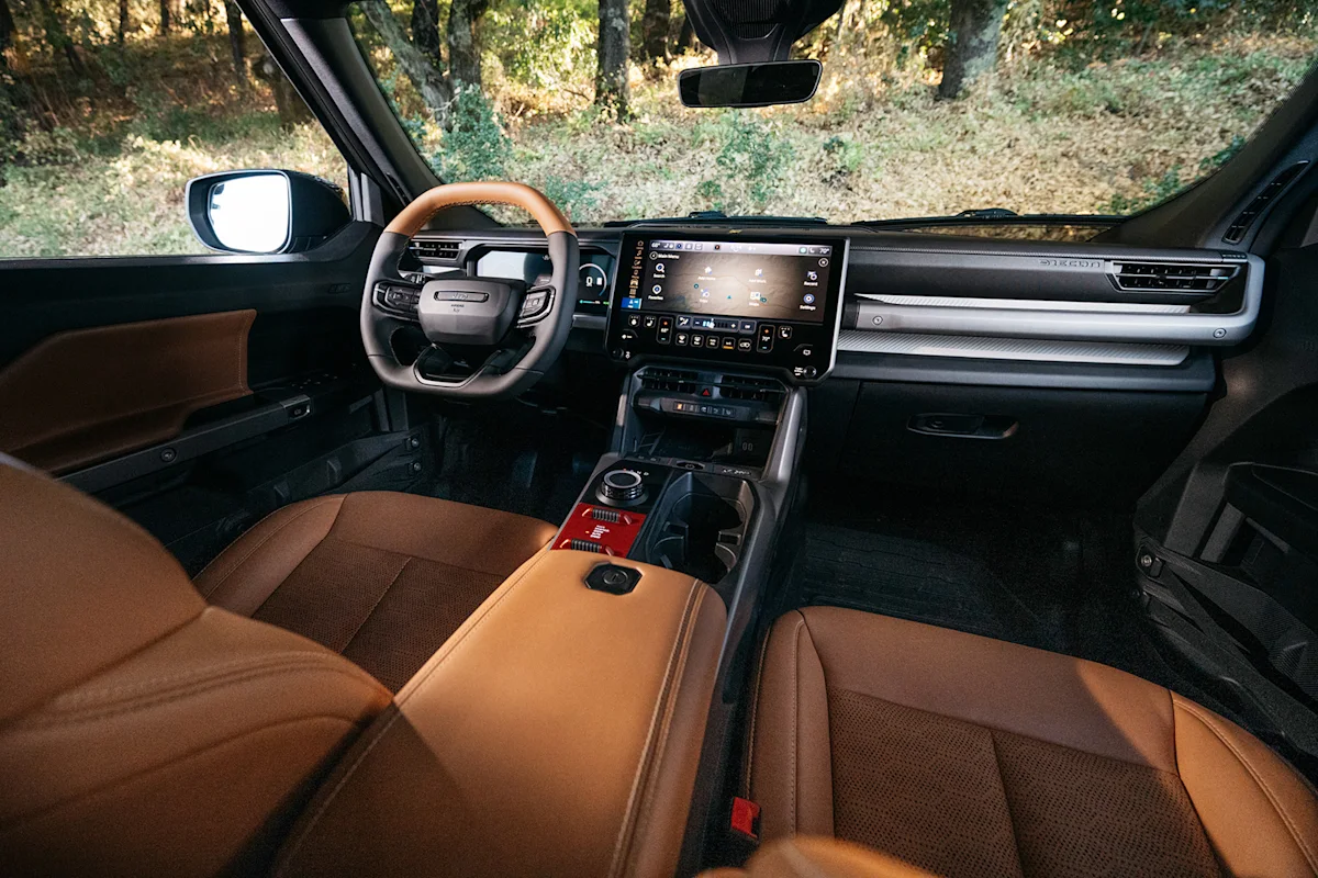 Jeep-Recon-Interior