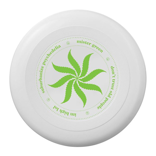 Mister-Green-Gear-FieldMag-frisbee