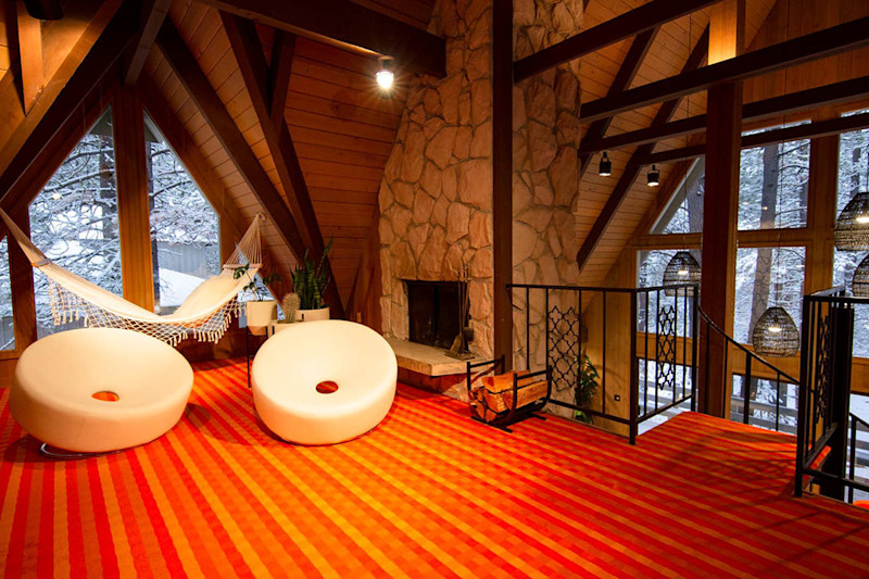 Best-Sunriver-Bend-A-Frame-Airbnb-6B