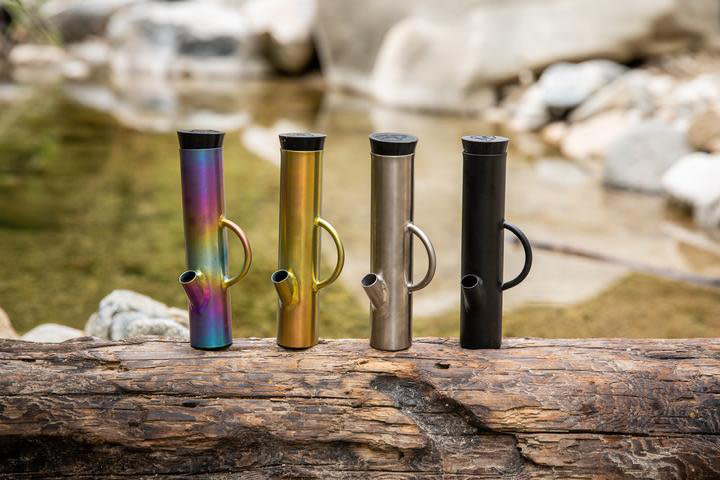 DangleBong™️ Titanium Water Pipe ($109.69)