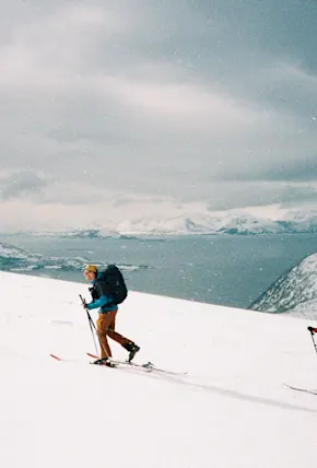 5 Snow Photography Tips for Film Photographers, According to the Pros
