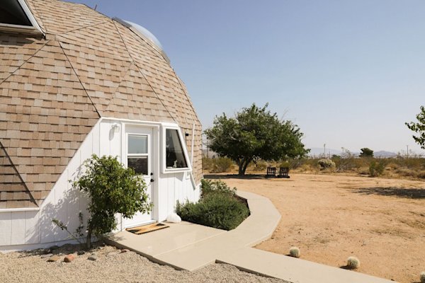 Joshua-Tree-Cabins-Landers-Abracadabra-2
