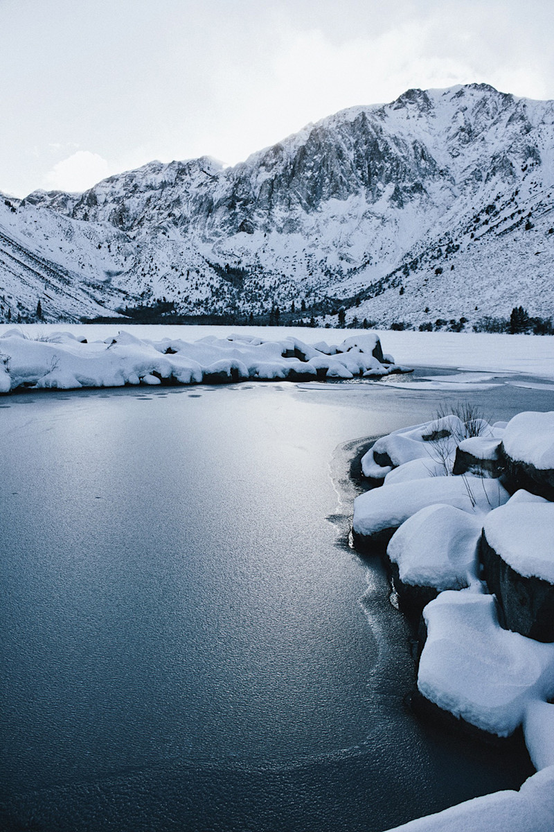 Sarah-Attar-Eastern-Sierra-11