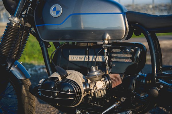 analog-bmw-r90-4