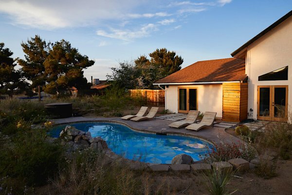 Joshua-Tree-Yucca-Valley-West-Wild-Retreat-1