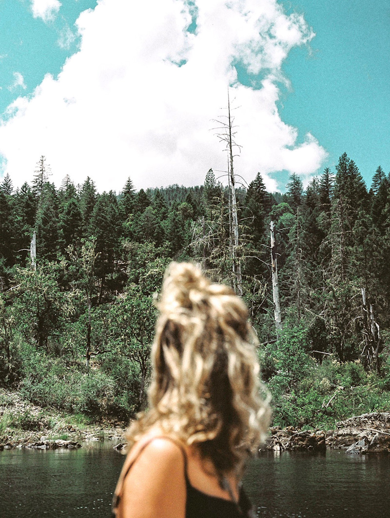 Judianne-Thomson-Self-Portrait-35mm-Fieldmag-14