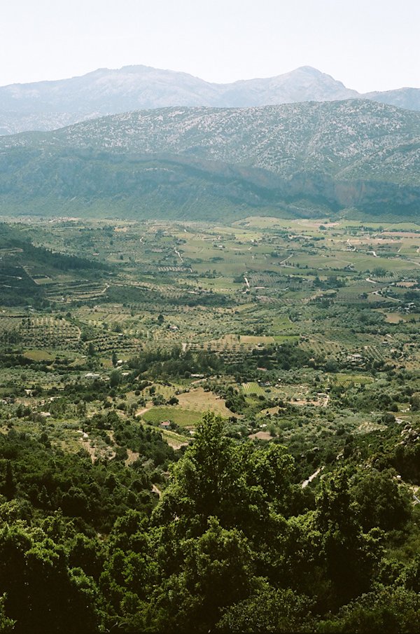 Mcinnis-Sardinia-Guide-FieldMag-1