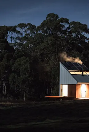This Tasmanian Island Hideaway Is a Minimalist Off-Grid Dream