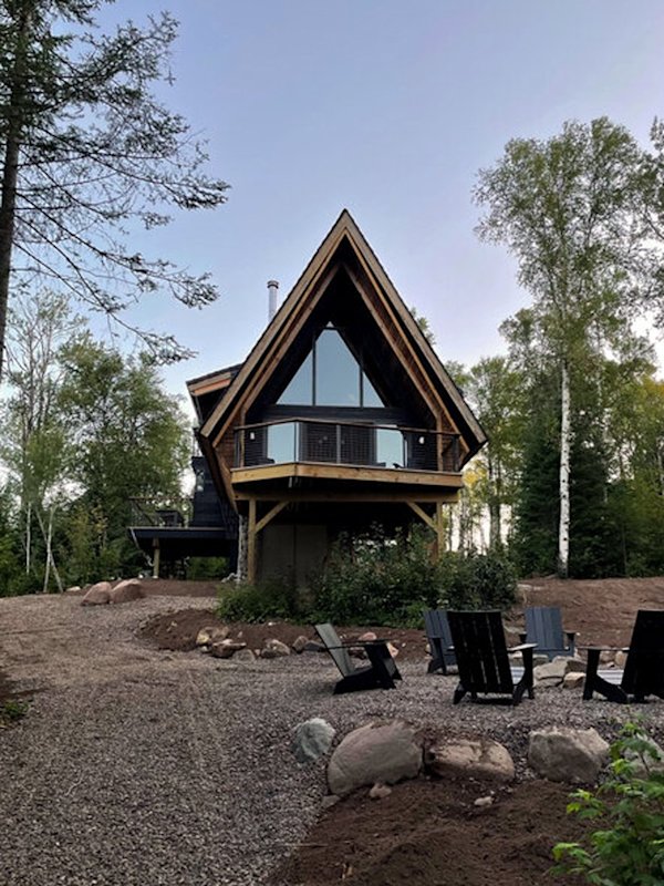 grand-marais-minnesota-minne-stuga-a-frame-exterior