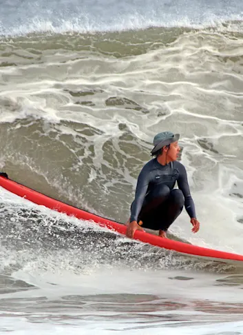 Soft Top & Foam Surfboard Guide: What to Know & Which to Buy in 2024