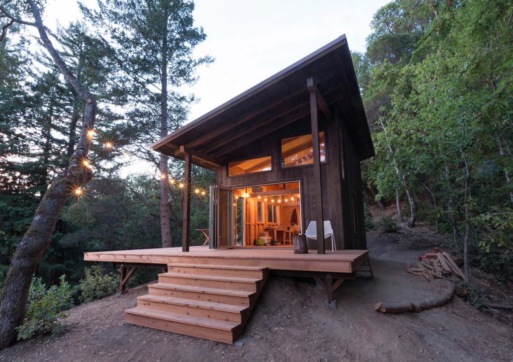 Tips for Building a Cabin From a DIY Master Designer Field Mag