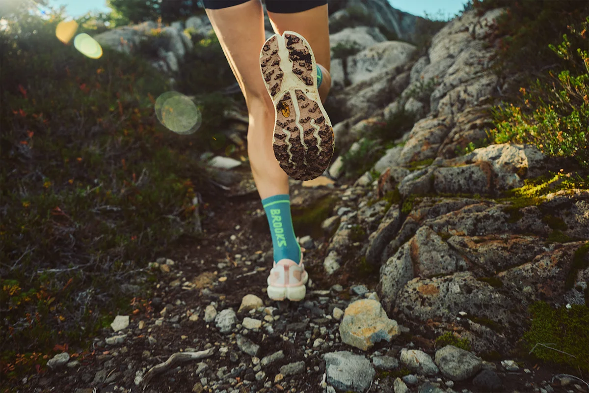 brooks-cascadia-20-sole-searching-feature-outsole