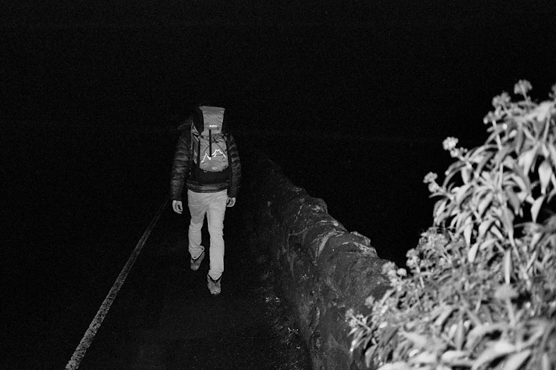 A Cold Winter Solstice Microadventure in the Peak District