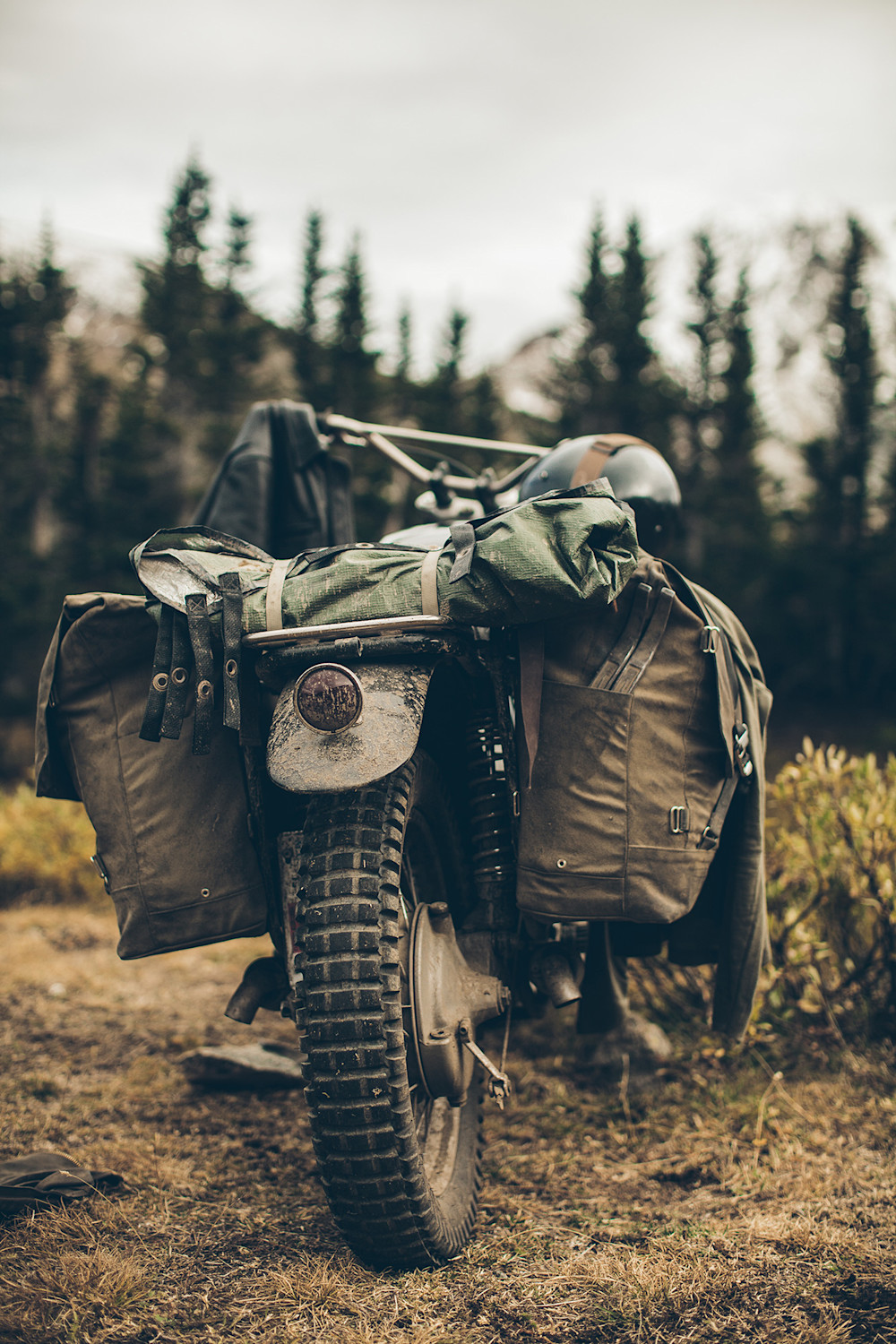 Taylor-Stitch-Moto-16