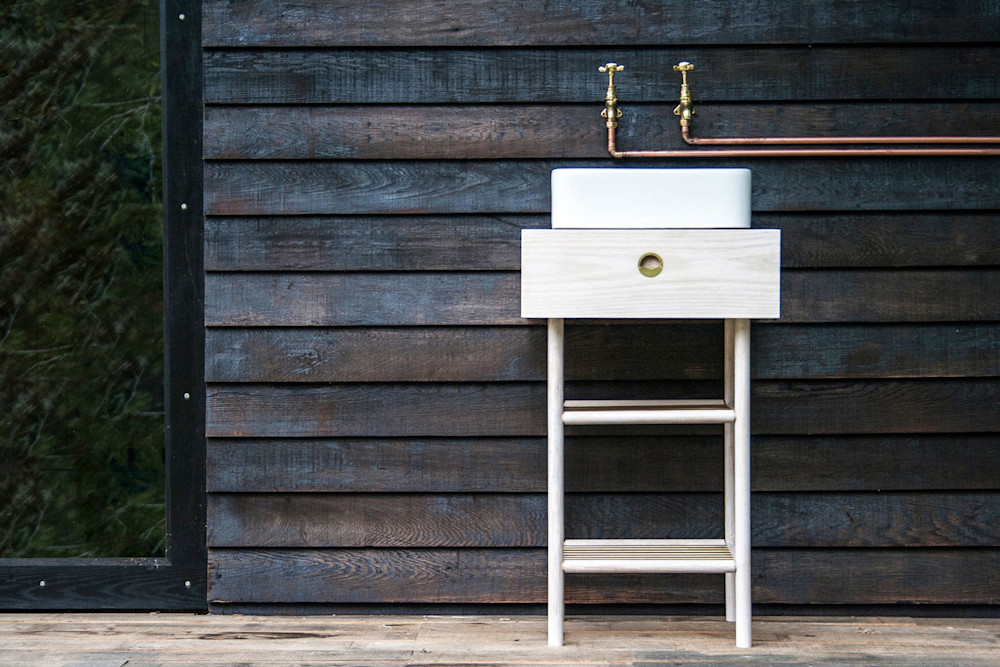 Out-Valley-Oak-Cabin-2-sink
