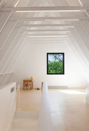 This Austere Home Finds Shape In an A-Frame's Shadow