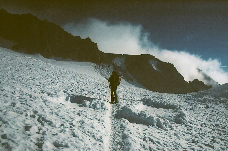 Alex-Eaton-Climb-Rainier-June-Fieldmag-7