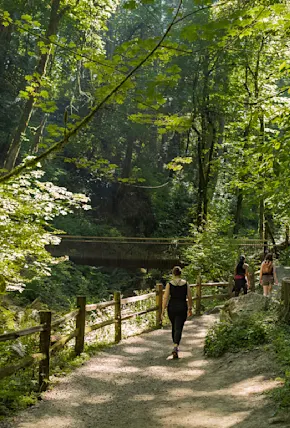 13 Urban Hikes That Link Neighborhoods, Public Art & Outdoor Adventure