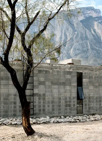 Architectural Inspo: Monterrey Mountain House