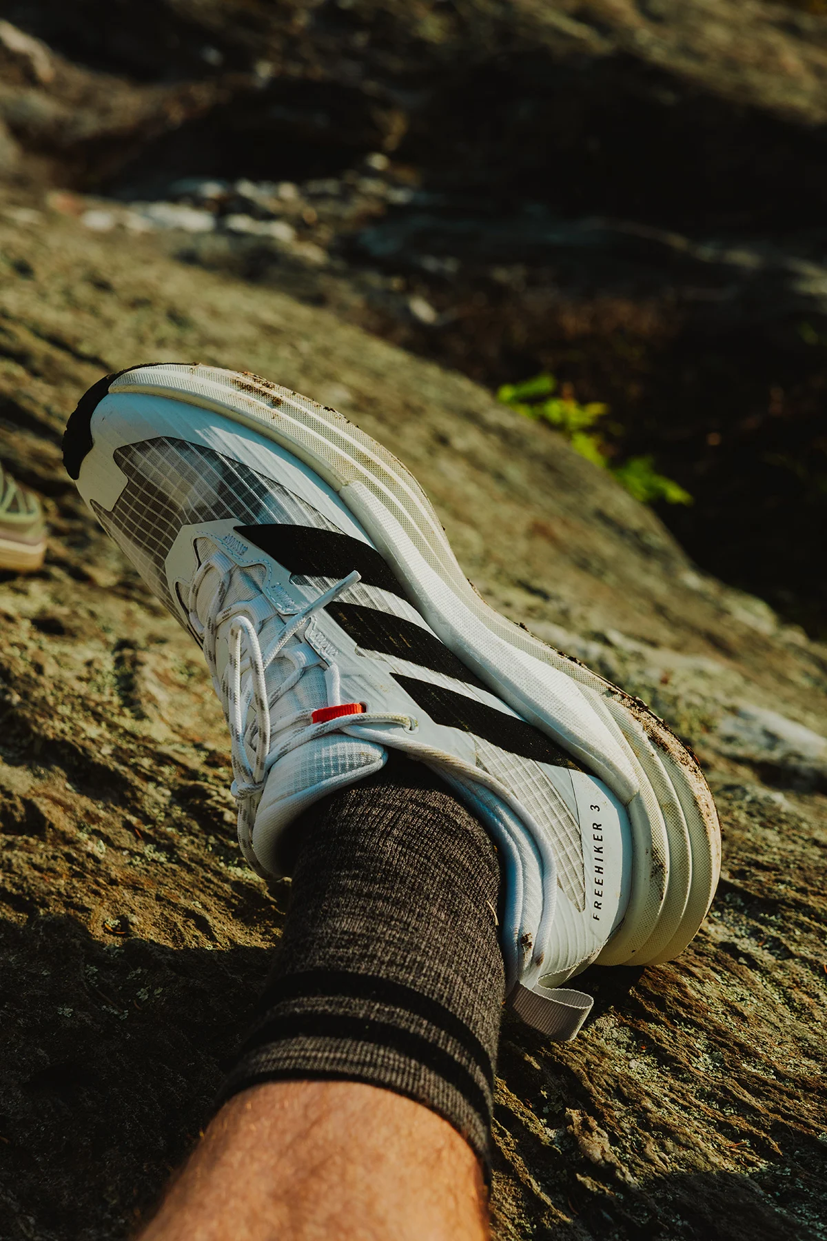 tanner-bowden-freehiker3-on-foot-rock
