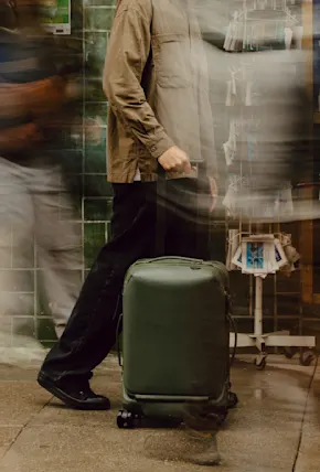 Peak Design Roller Pro Review: Can a New Carry-On Make Me Ditch My Duffel?