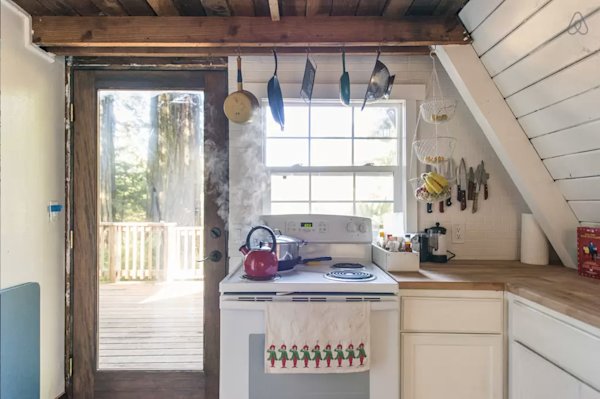 A-Frame-AirBNB-7