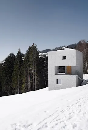 Arch Inspo: Monolithic Concrete Mountain Cabin