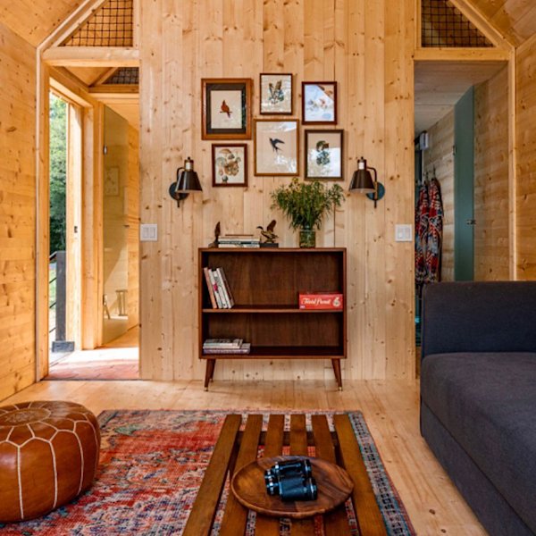 Catskills-Eastwind-Hotel-Lushna-Cabin-10