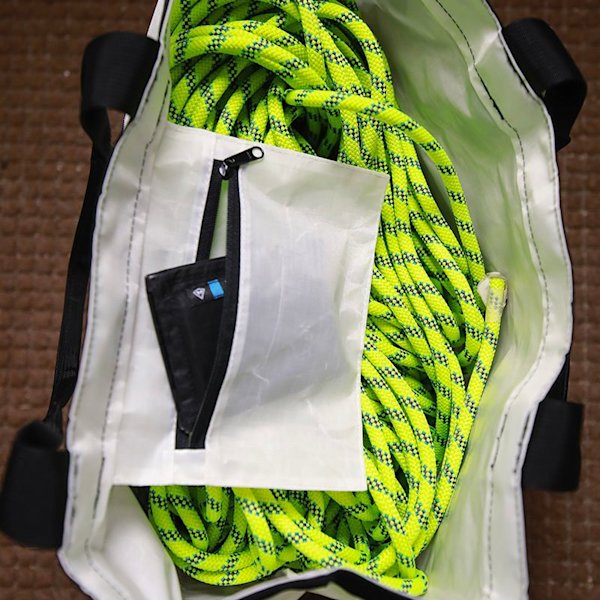 hyperlite-mountain-gear-goat-tote-rope
